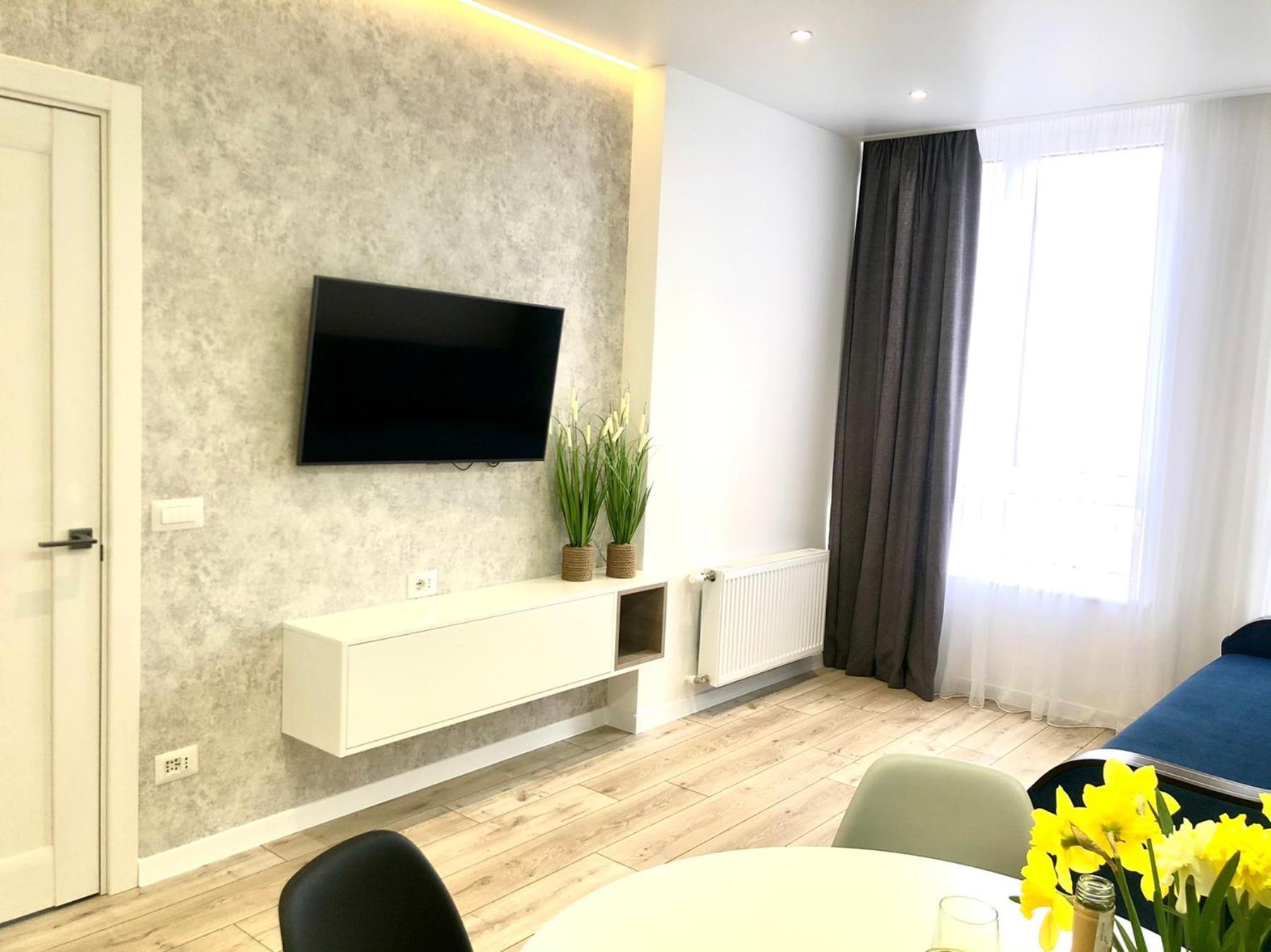Osapart Beautiful Apartment In A Complex Semycvit Lviv Ngoại thất bức ảnh